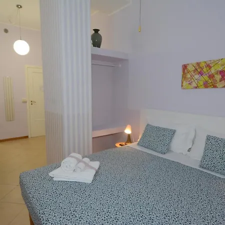 住宿加早餐酒店 Stazione 莱切