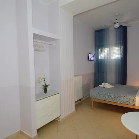 Stazione 住宿加早餐酒店 莱切