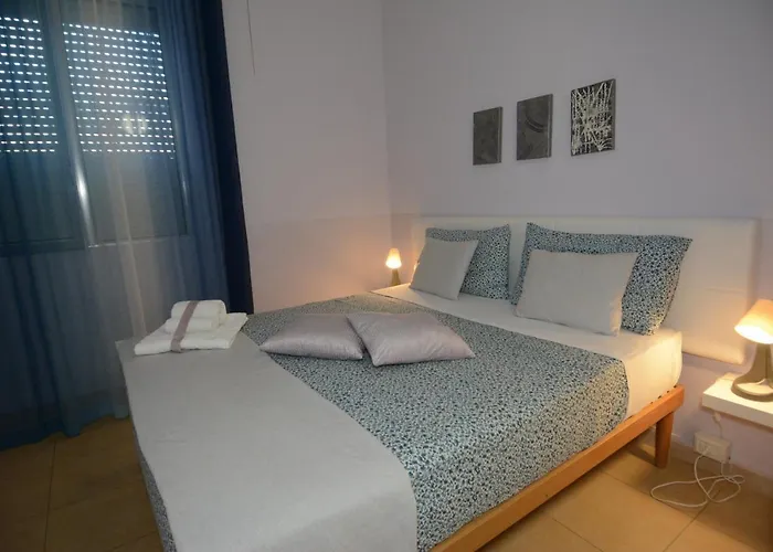 فندق مبيت وإفطار Stazione 3*