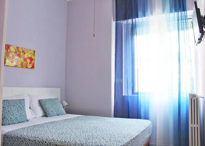 Couette-café Stazione 3*