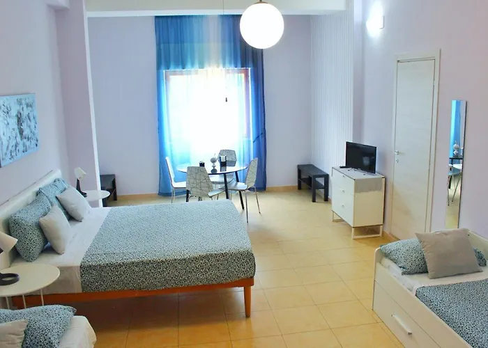 Couette-café Stazione